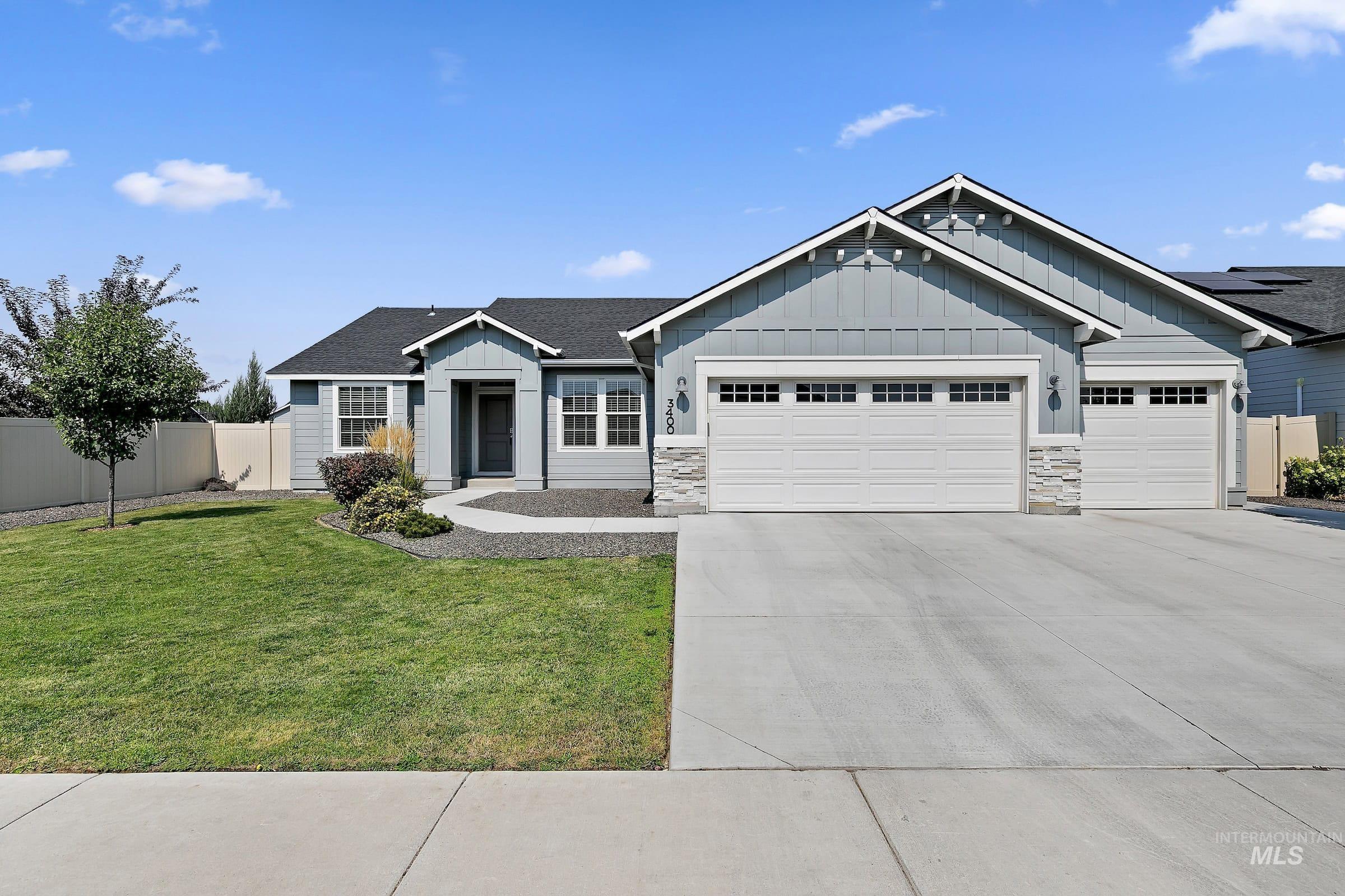 3400 S Edge Rim Way, Meridian, Idaho 83642, 4 Bedrooms, 2 Bathrooms, Residential For Sale, Price $489,000,MLS 98997094