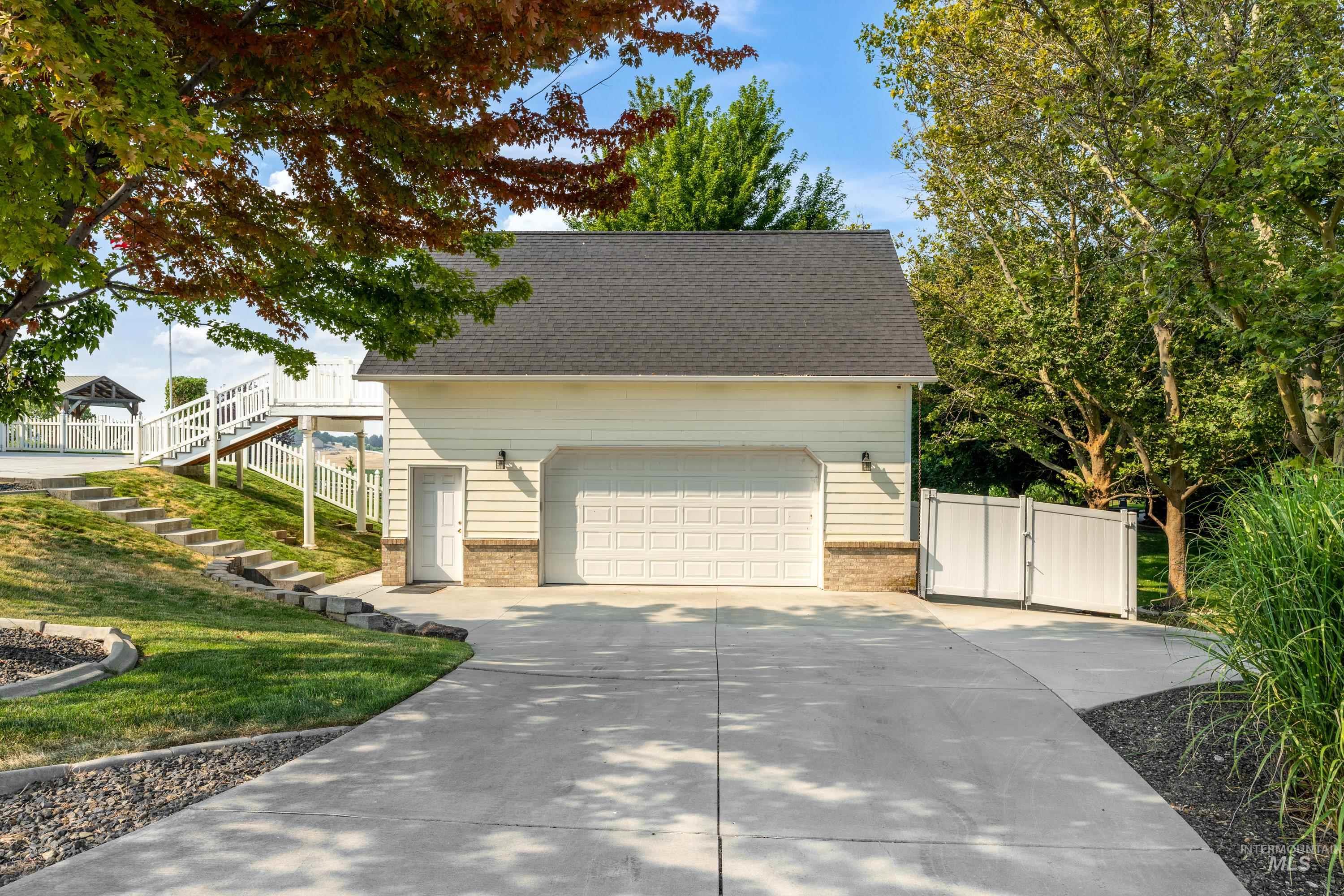 4865 N High Prairie Pl, Star, Idaho 83669, 4 Bedrooms, 3.5 Bathrooms, Residential For Sale, Price $1,250,000,MLS 98997095