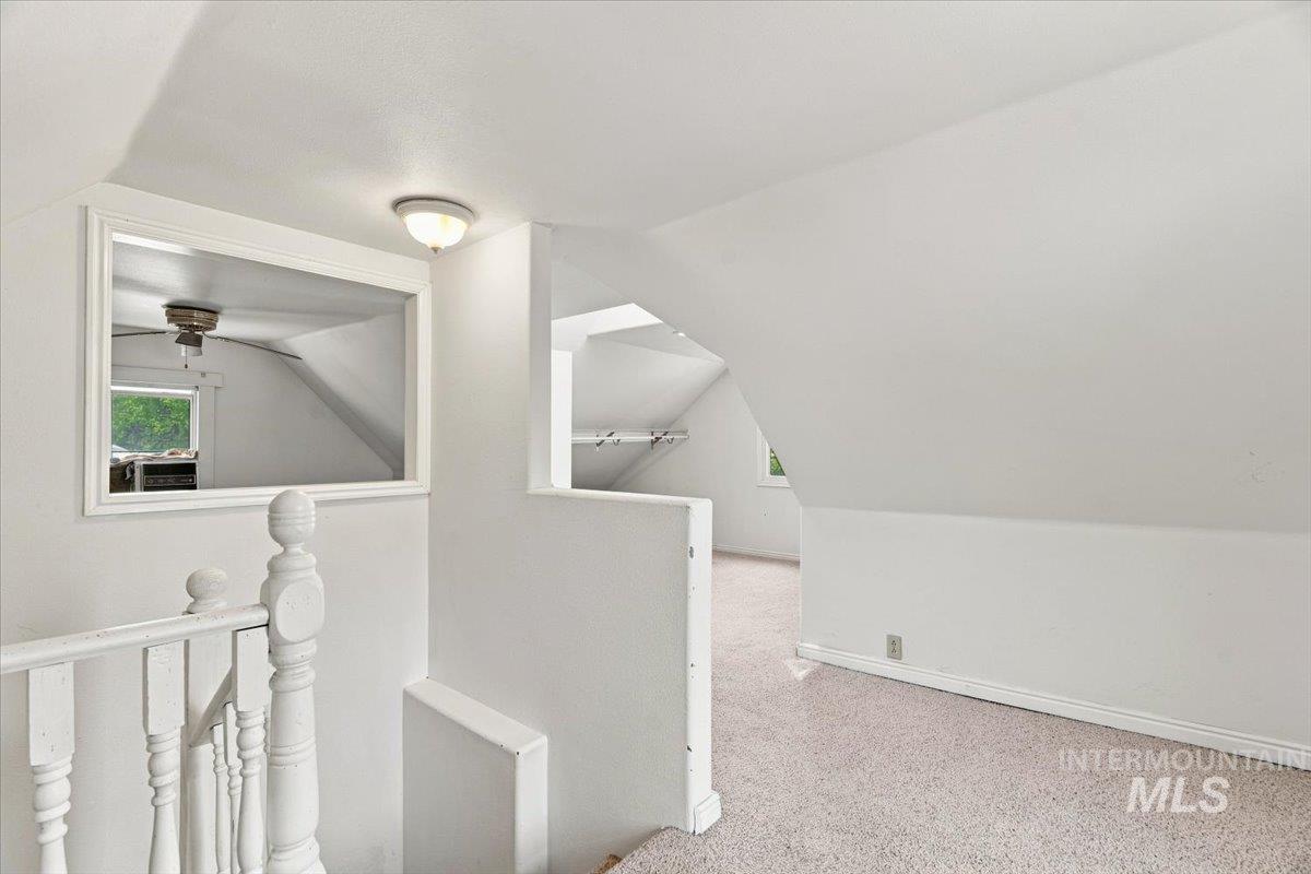 212 NE 2nd St, Meridian, Idaho 83642, 2 Bedrooms, 1 Bathroom, Residential For Sale, Price $289,500,MLS 98997096