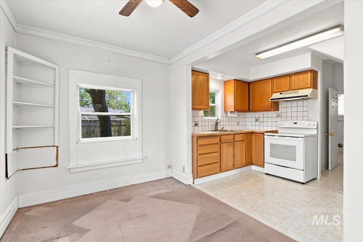 212 NE 2nd St, Meridian, Idaho 83642, 2 Bedrooms, 1 Bathroom, Residential For Sale, Price $289,500,MLS 98997096