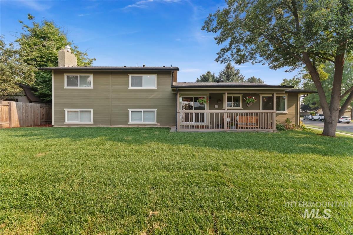 969 Farrington, Eagle, Idaho 83616, 4 Bedrooms, 3 Bathrooms, Residential For Sale, Price $675,000,MLS 98997097