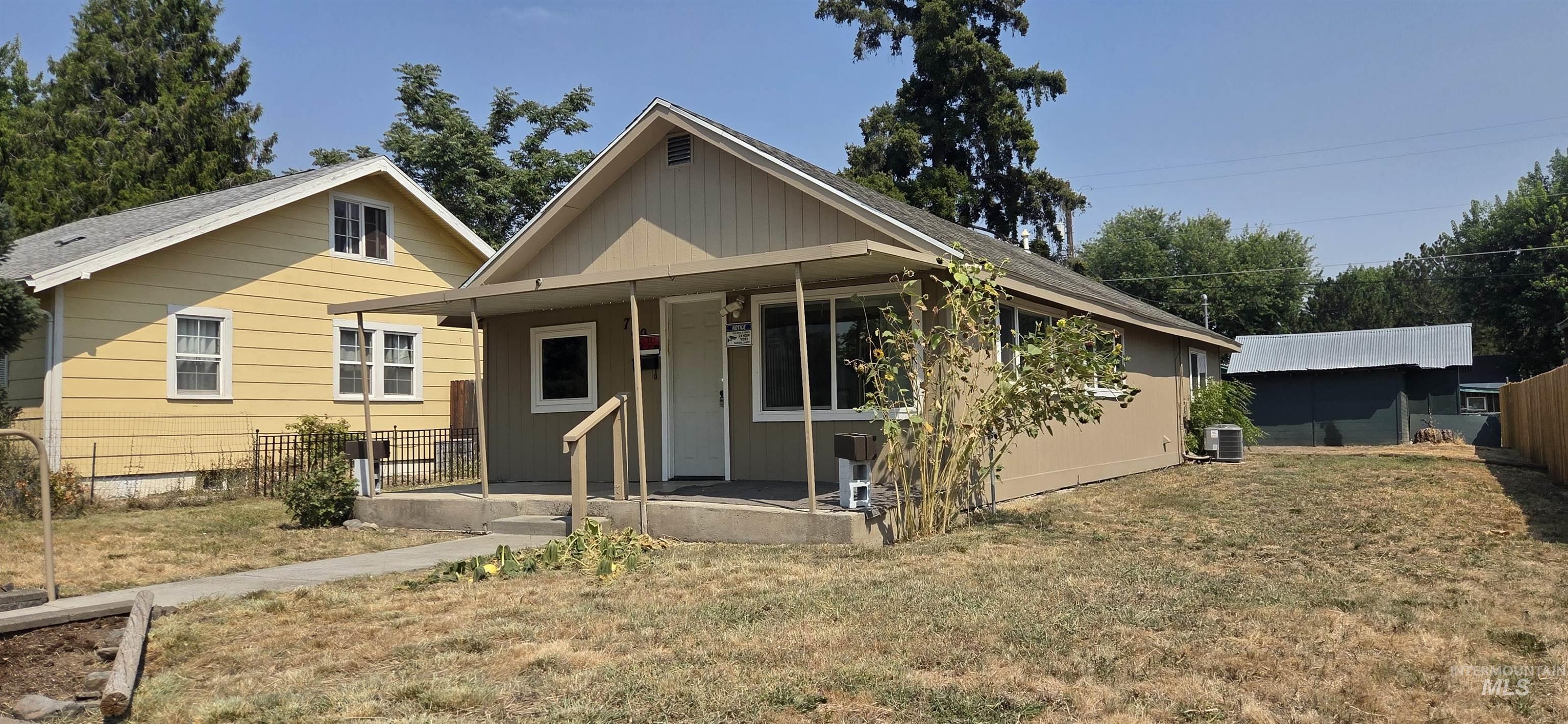 729 4th, Clarkston, Washington 99403, 3 Bedrooms, 1 Bathroom, Residential For Sale, Price $239,900,MLS 98997098