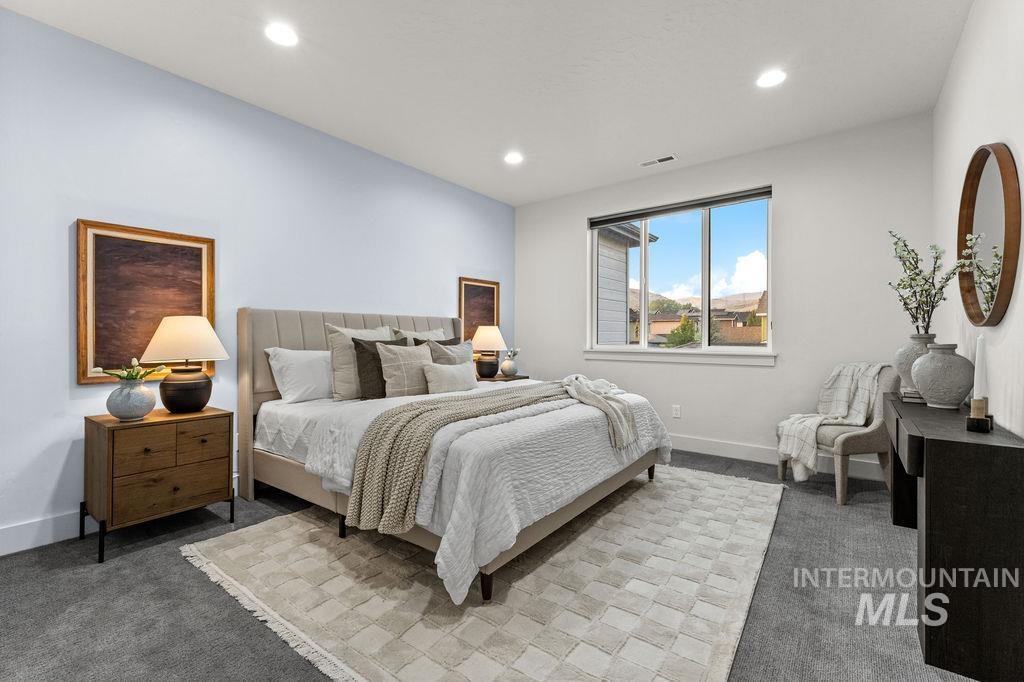 4240 E Parkcenter Blvd., Boise, Idaho 83716, 3 Bedrooms, 2.5 Bathrooms, Residential For Sale, Price $695,000,MLS 98997099