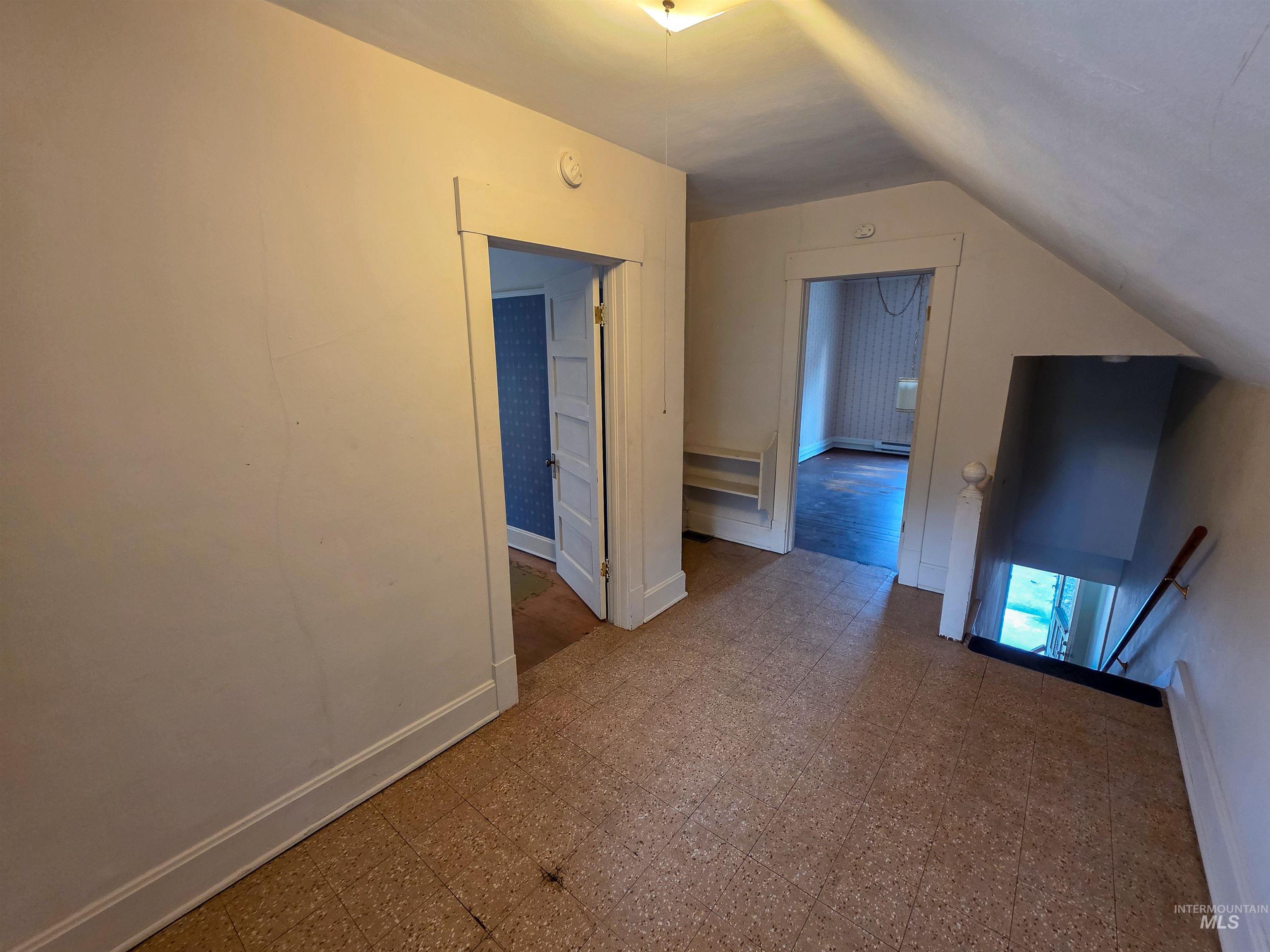 816 10th Ave, Lewiston, Idaho 83501, 3 Bedrooms, 2 Bathrooms, Residential For Sale, Price $327,500,MLS 98997100