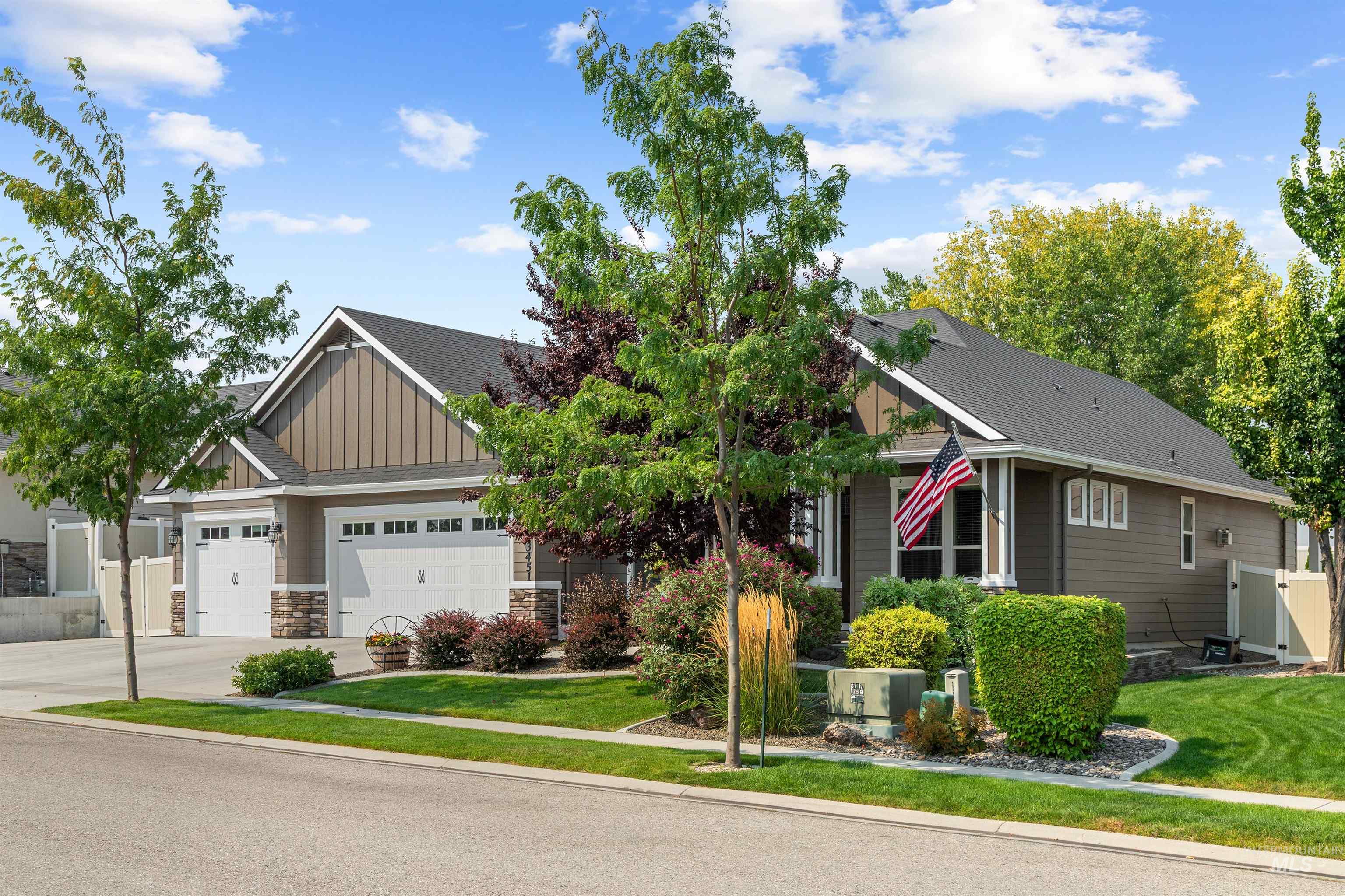 13451 S Stockbridge way, Nampa, Idaho 83686, 3 Bedrooms, 3 Bathrooms, Residential For Sale, Price $650,000,MLS 98997104