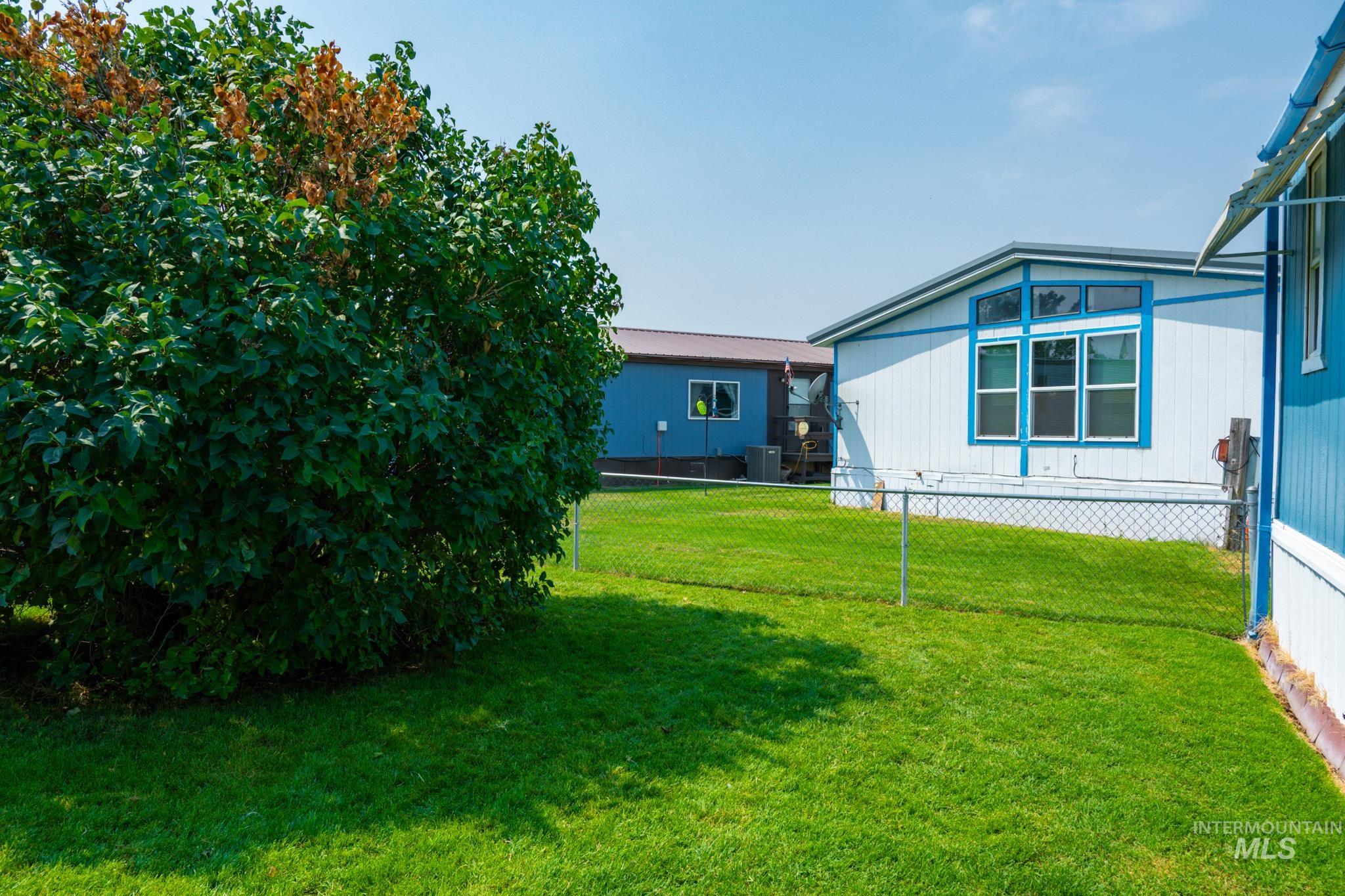 9 Freedom Dr., Ontario, Oregon 97914, 2 Bedrooms, 2 Bathrooms, Residential For Sale, Price $64,500, 98997106