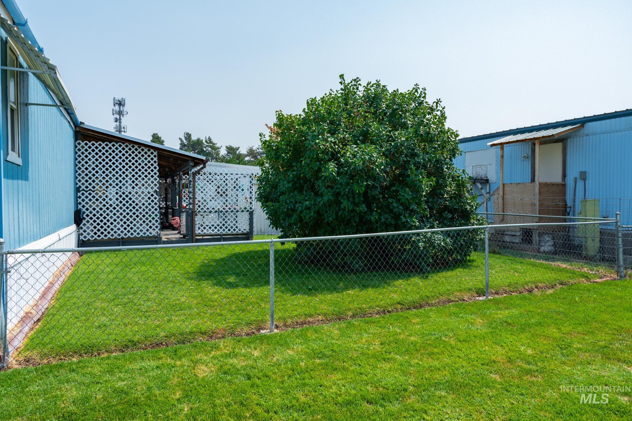 9 Freedom Dr., Ontario, Oregon 97914, 2 Bedrooms, 2 Bathrooms, Residential For Sale, Price $64,500, 98997106
