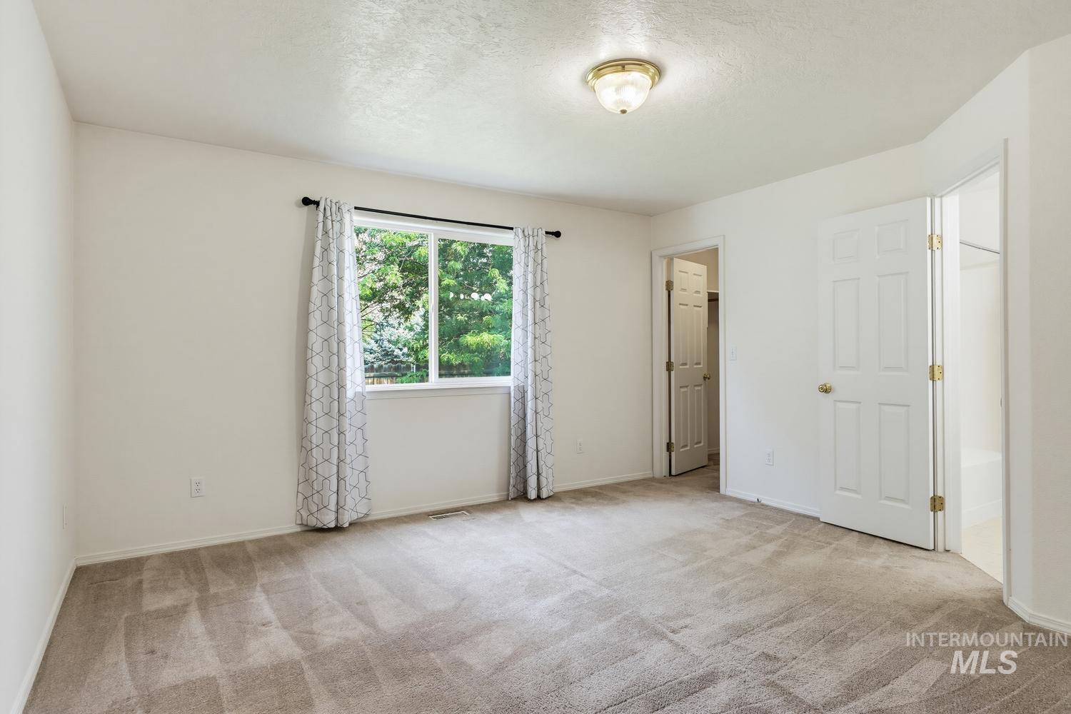 8156 W Orbit Dr, Boise, Idaho 83709, 3 Bedrooms, 2 Bathrooms, Residential For Sale, Price $440,000,MLS 98997109