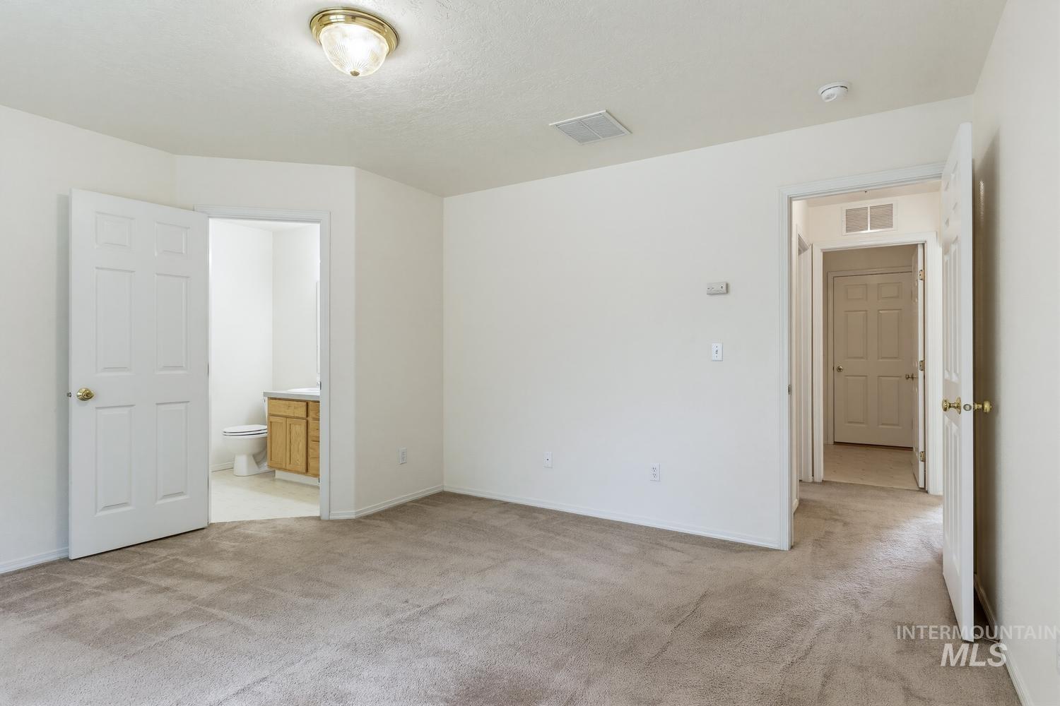 8156 W Orbit Dr, Boise, Idaho 83709, 3 Bedrooms, 2 Bathrooms, Residential For Sale, Price $440,000,MLS 98997109