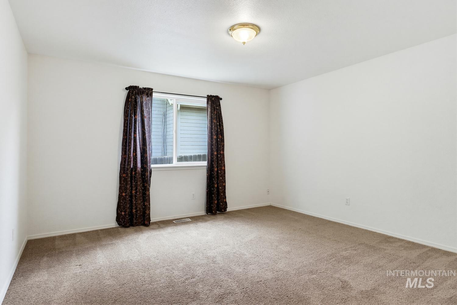 8156 W Orbit Dr, Boise, Idaho 83709, 3 Bedrooms, 2 Bathrooms, Residential For Sale, Price $440,000,MLS 98997109