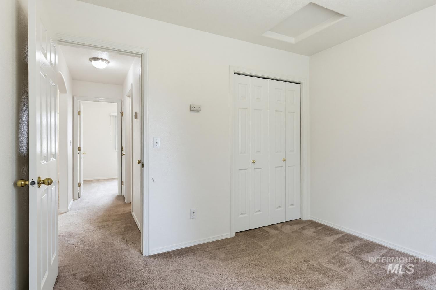 8156 W Orbit Dr, Boise, Idaho 83709, 3 Bedrooms, 2 Bathrooms, Residential For Sale, Price $440,000,MLS 98997109