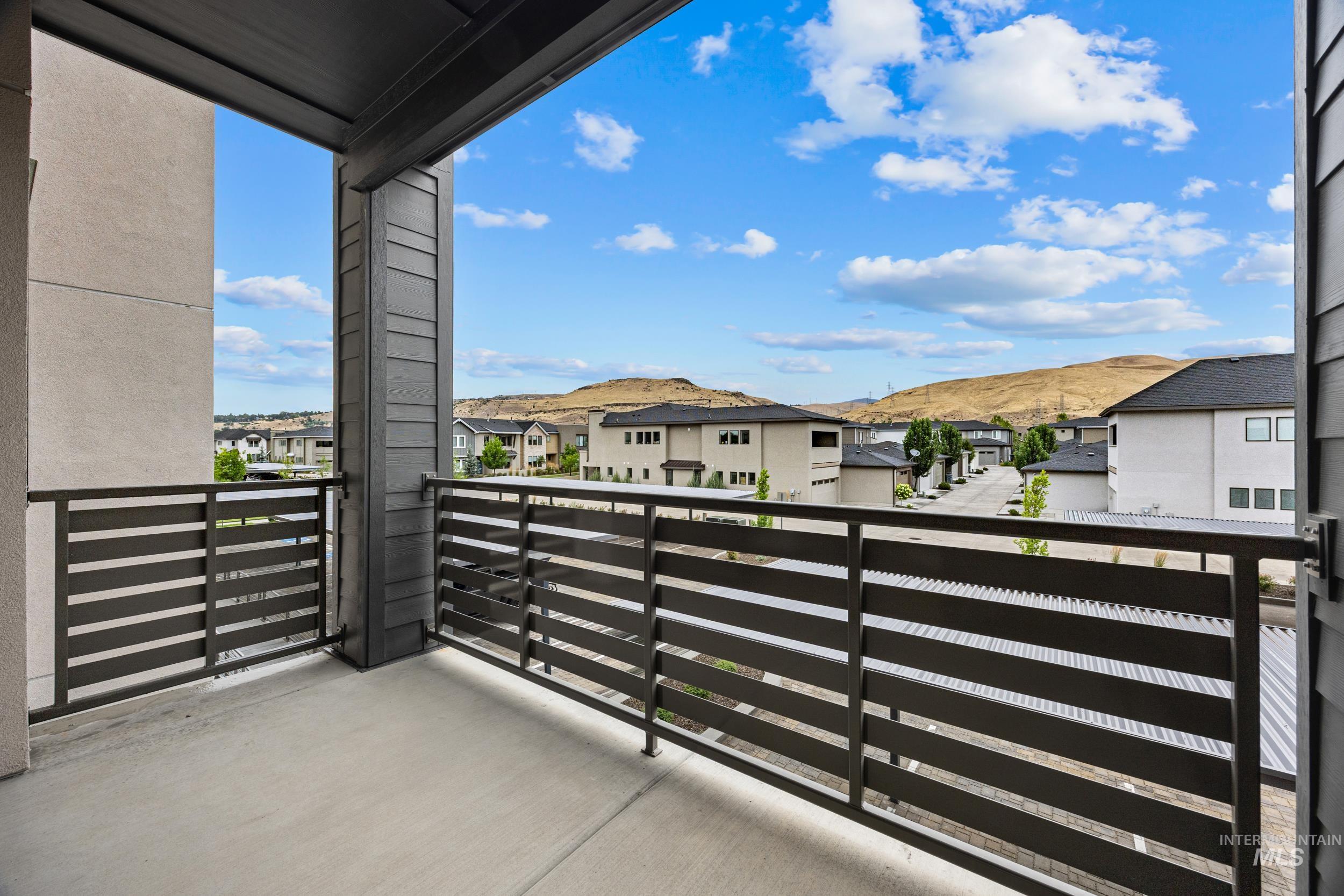 4430 E Haystack St, Boise, Idaho 83716, 2 Bedrooms, 2 Bathrooms, Residential For Sale, Price $489,900,MLS 98997115