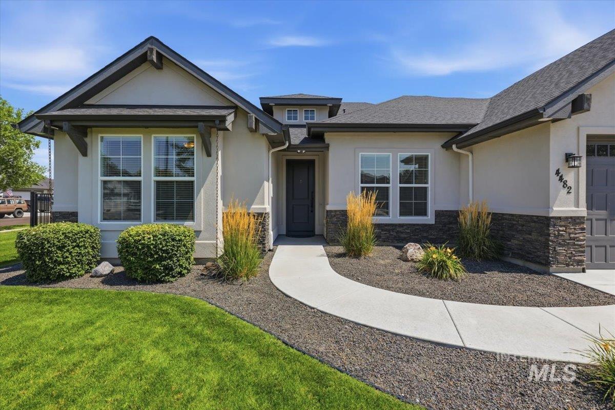 4482 Gabbro Way, Nampa, Idaho 83686, 3 Bedrooms, 2.5 Bathrooms, Residential For Sale, Price $549,900,MLS 98997118