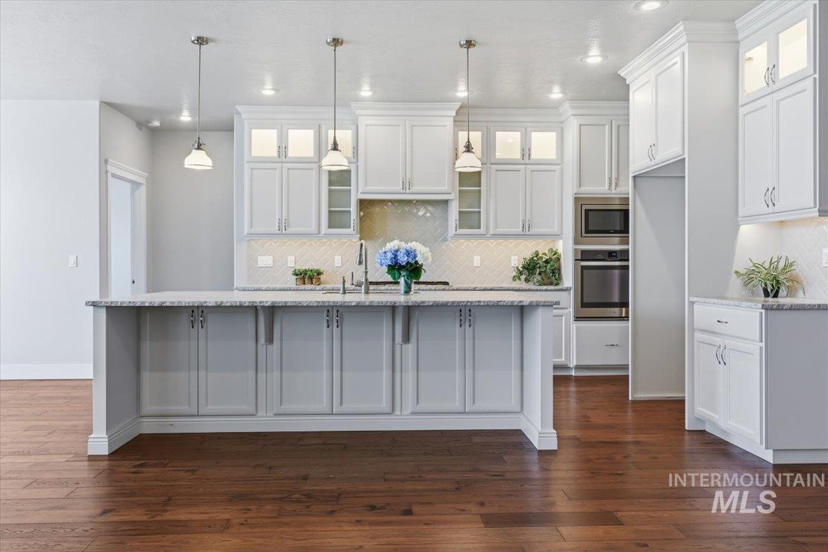 4482 Gabbro Way, Nampa, Idaho 83686, 3 Bedrooms, 2.5 Bathrooms, Residential For Sale, Price $549,900,MLS 98997118