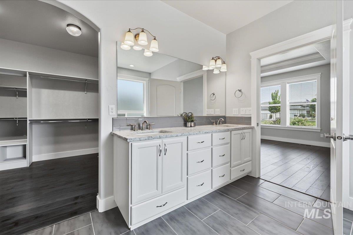 4482 Gabbro Way, Nampa, Idaho 83686, 3 Bedrooms, 2.5 Bathrooms, Residential For Sale, Price $549,900,MLS 98997118