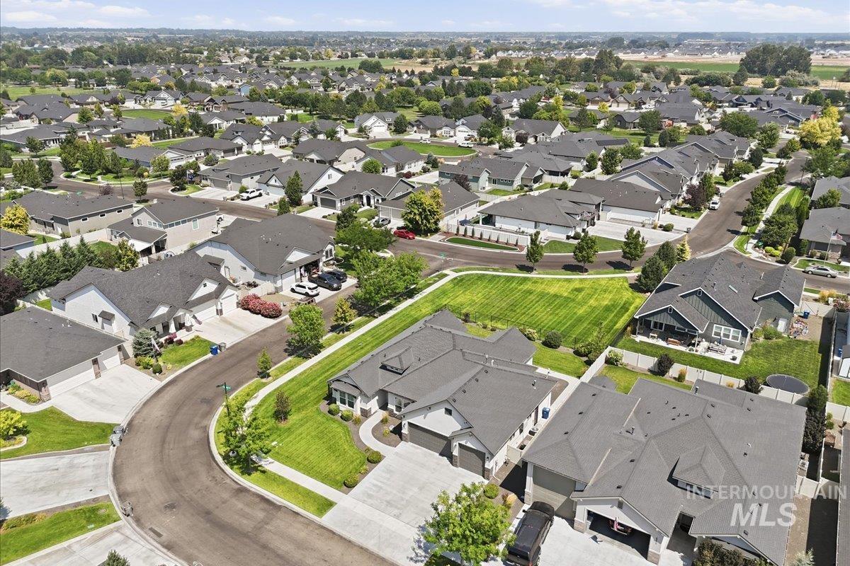 4482 Gabbro Way, Nampa, Idaho 83686, 3 Bedrooms, 2.5 Bathrooms, Residential For Sale, Price $549,900,MLS 98997118