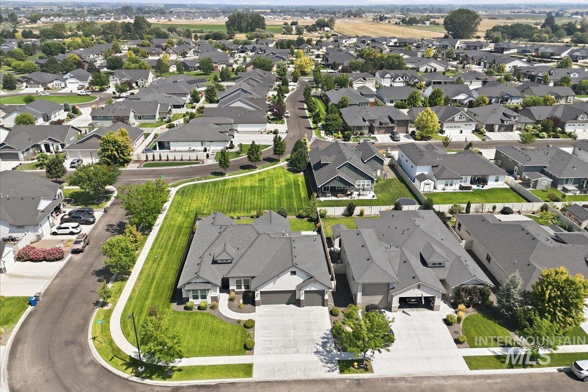 4482 Gabbro Way, Nampa, Idaho 83686, 3 Bedrooms, 2.5 Bathrooms, Residential For Sale, Price $549,900,MLS 98997118