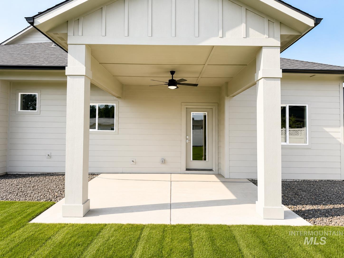 1153 S Recess Way, Kuna, Idaho 83634, 4 Bedrooms, 3 Bathrooms, Residential For Sale, Price $595,900,MLS 98997119