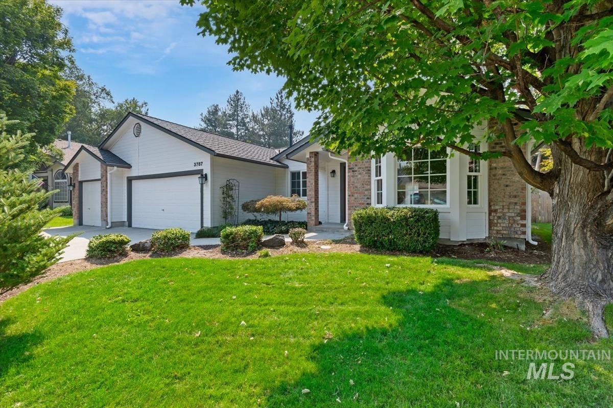 3787 E Shady Glen Dr, Boise, Idaho 83706, 3 Bedrooms, 2 Bathrooms, Residential For Sale, Price $749,900,MLS 98997120