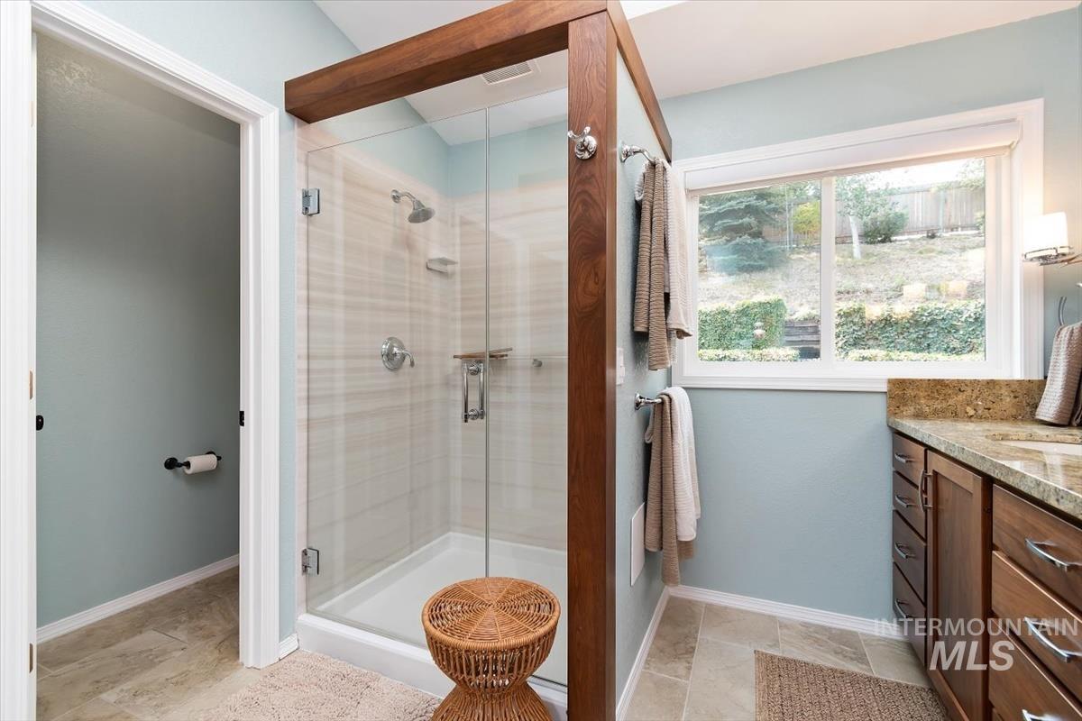 3787 E Shady Glen Dr, Boise, Idaho 83706, 3 Bedrooms, 2 Bathrooms, Residential For Sale, Price $749,900,MLS 98997120
