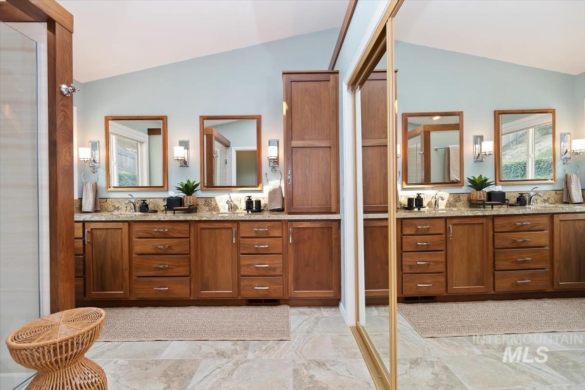 3787 E Shady Glen Dr, Boise, Idaho 83706, 3 Bedrooms, 2 Bathrooms, Residential For Sale, Price $749,900,MLS 98997120