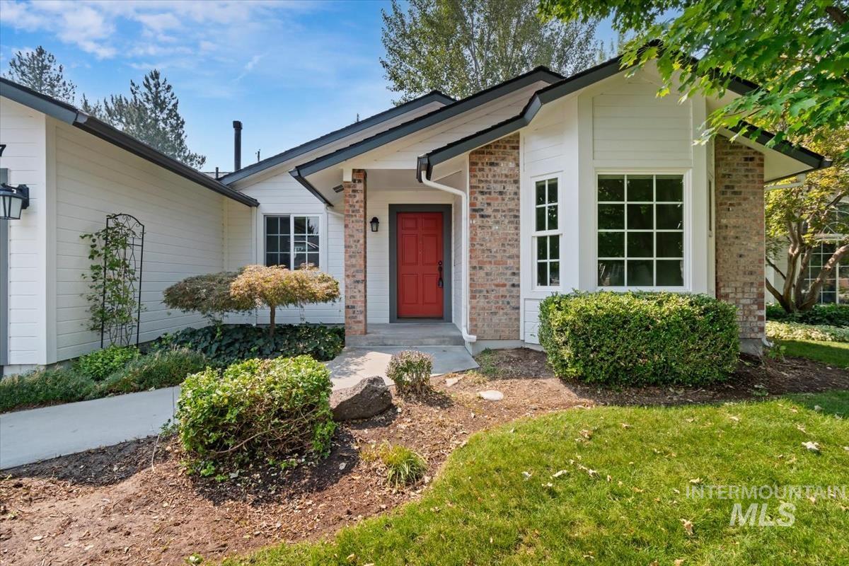 3787 E Shady Glen Dr, Boise, Idaho 83706, 3 Bedrooms, 2 Bathrooms, Residential For Sale, Price $749,900,MLS 98997120