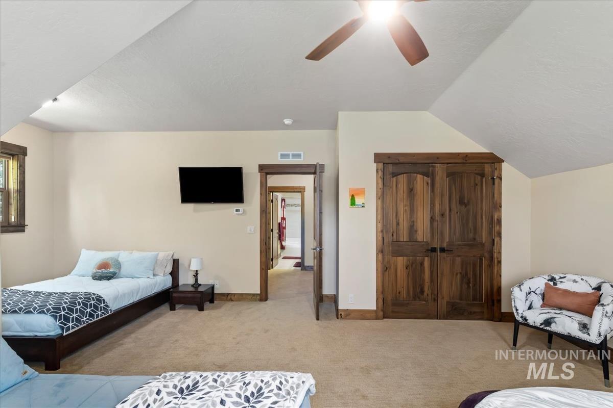 33 Sundance, McCall, Idaho 83638, 3 Bedrooms, 3.5 Bathrooms, Residential For Sale, Price $2,495,000,MLS 98997122