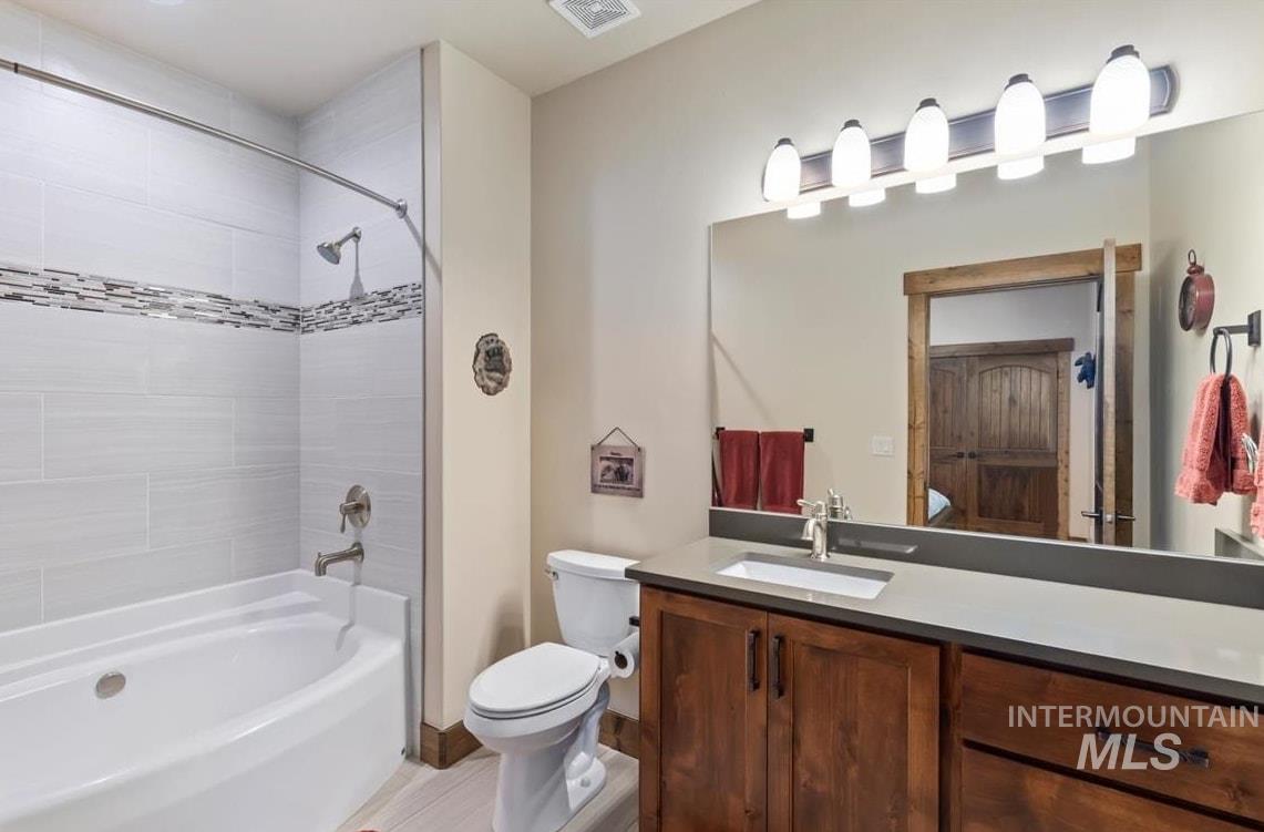 33 Sundance, McCall, Idaho 83638, 3 Bedrooms, 3.5 Bathrooms, Residential For Sale, Price $2,495,000,MLS 98997122