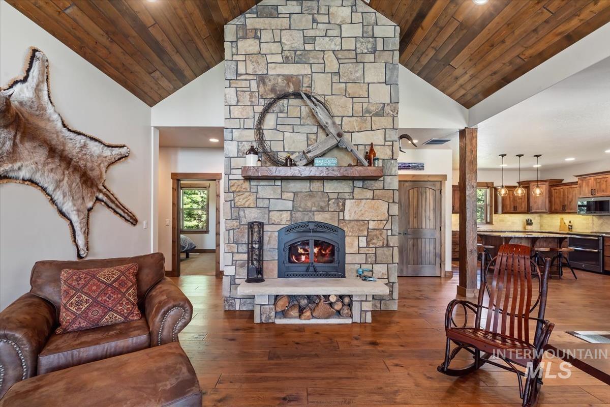 33 Sundance, McCall, Idaho 83638, 3 Bedrooms, 3.5 Bathrooms, Residential For Sale, Price $2,495,000,MLS 98997122