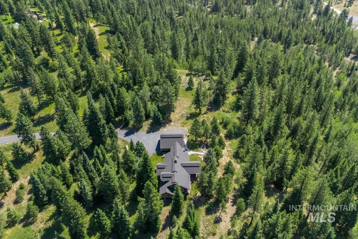33 Sundance, McCall, Idaho 83638, 3 Bedrooms, 3.5 Bathrooms, Residential For Sale, Price $2,495,000,MLS 98997122