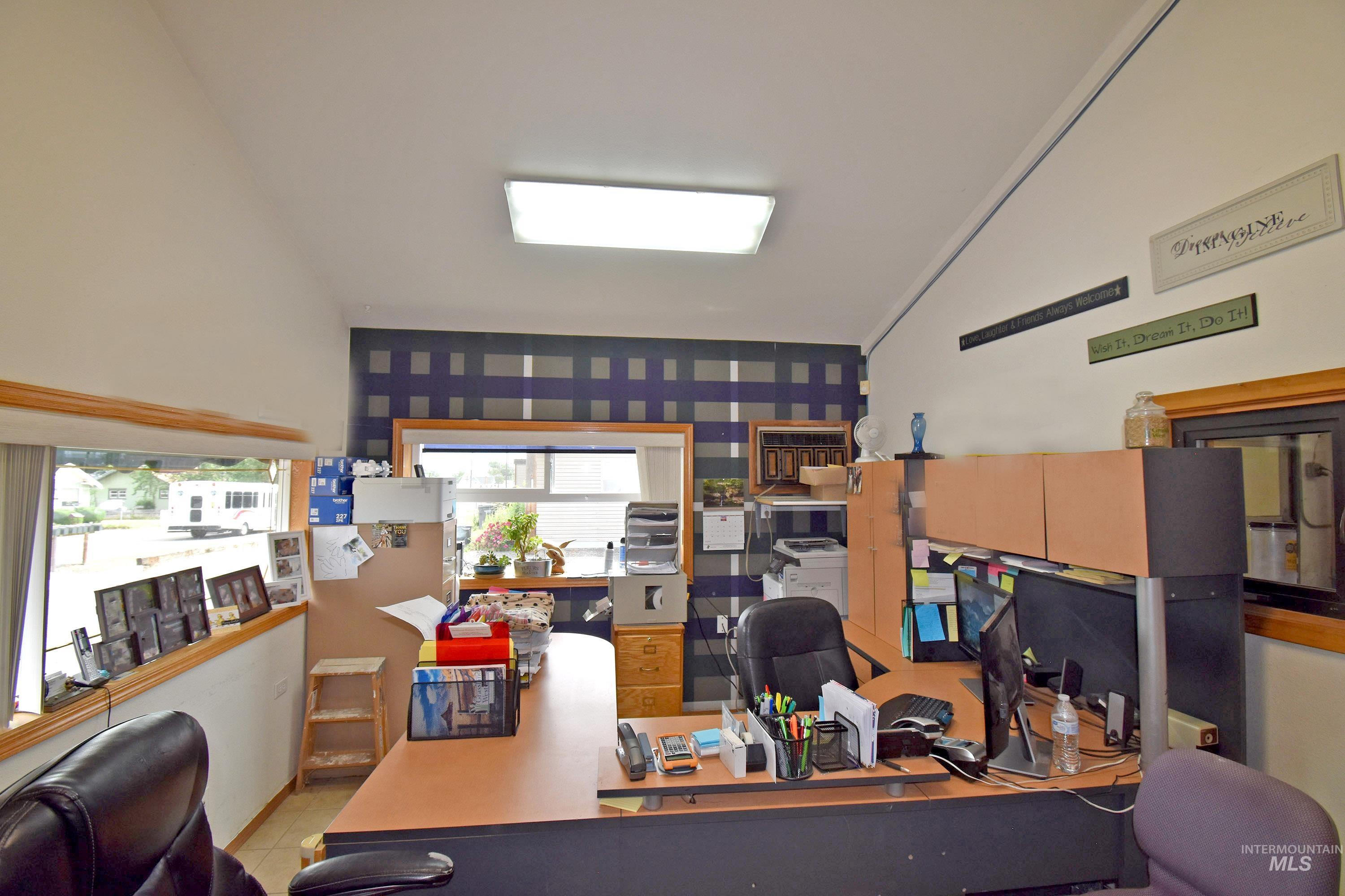 1337 Highland Avenue, Clarkston, Washington 99403, Business/Commercial For Sale, Price $275,000, 98997123