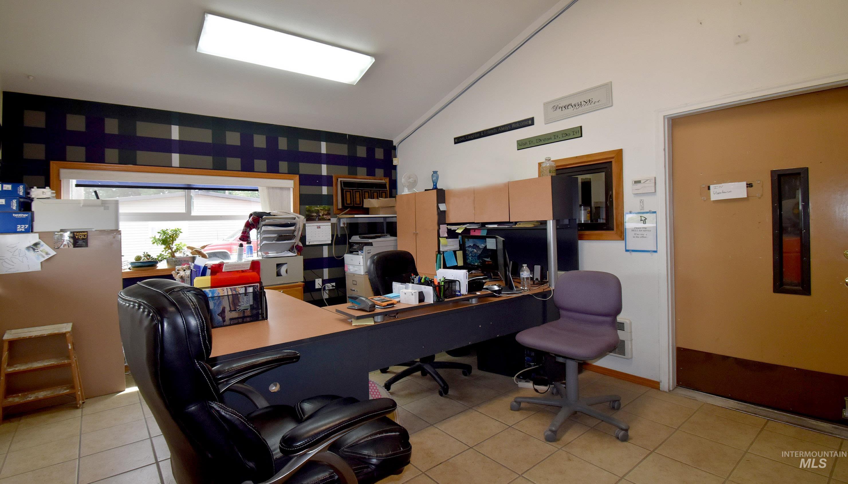 1337 Highland Avenue, Clarkston, Washington 99403, Business/Commercial For Sale, Price $275,000, 98997123