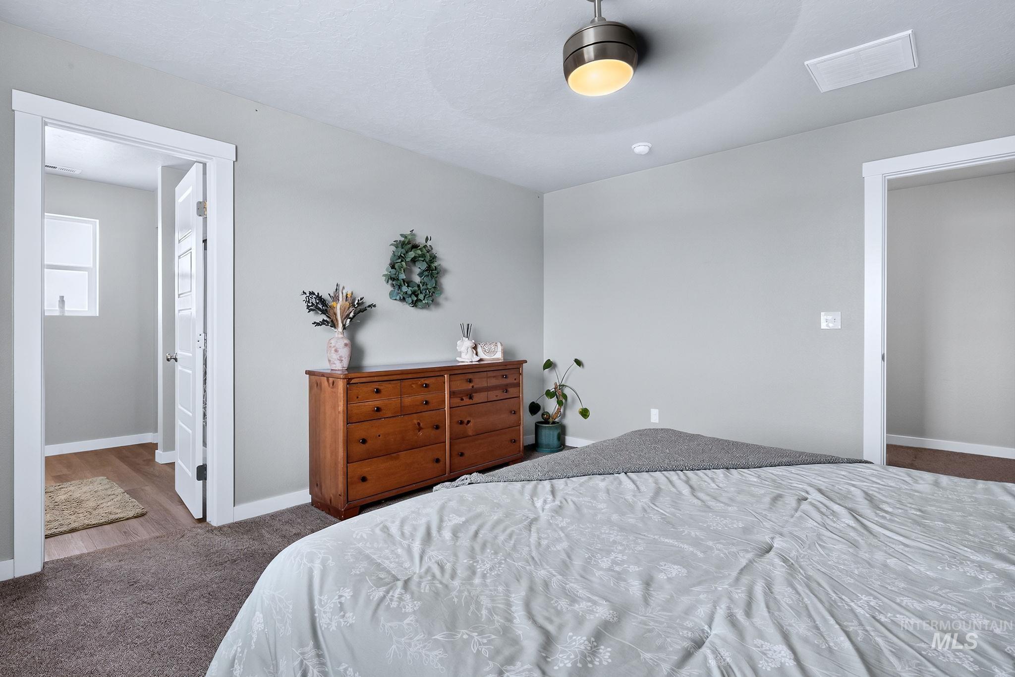 17215 N Wingtip Way, Nampa, Idaho 83687, 3 Bedrooms, 2.5 Bathrooms, Residential For Sale, Price $475,000,MLS 98997124