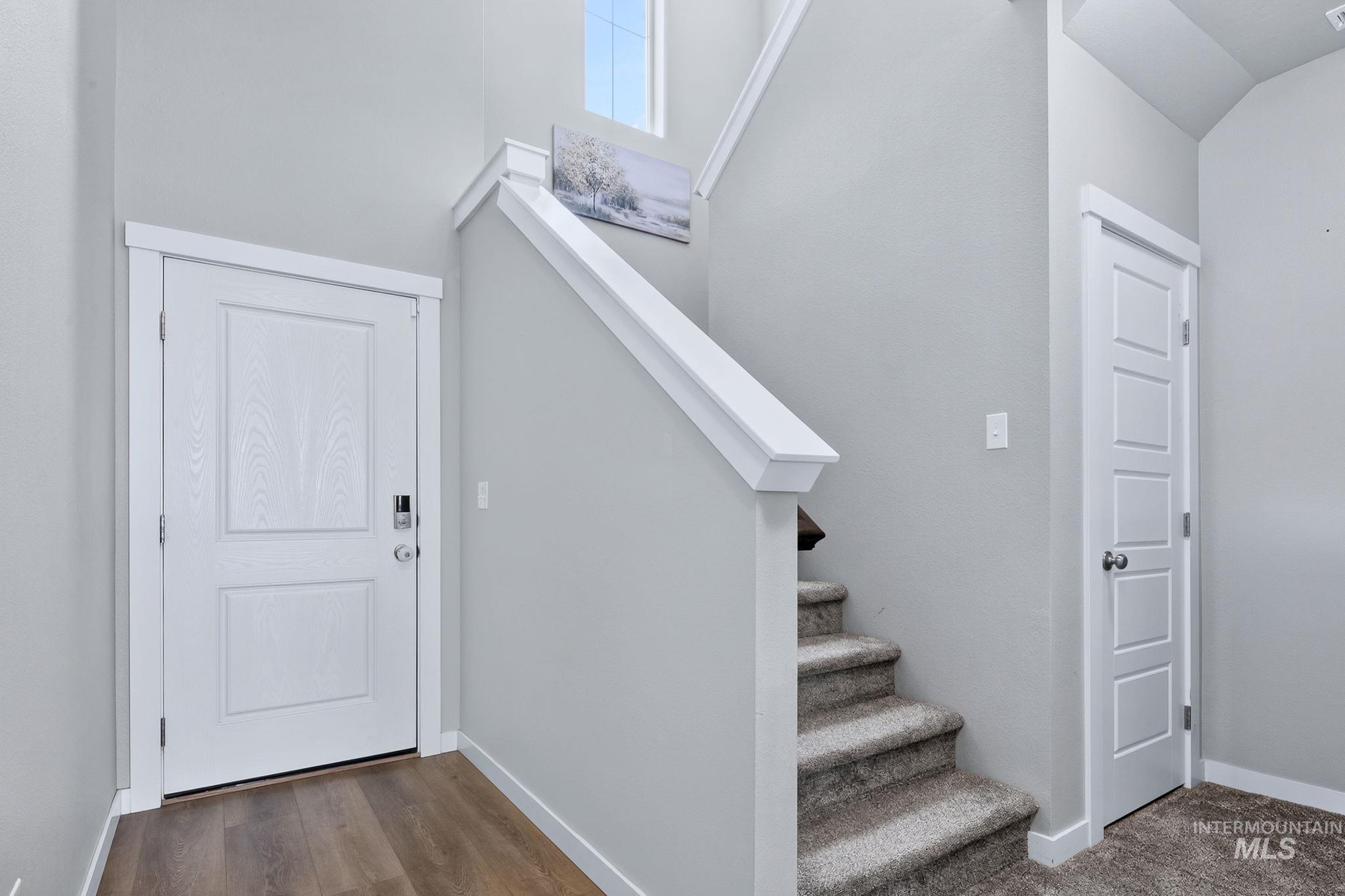 17215 N Wingtip Way, Nampa, Idaho 83687, 3 Bedrooms, 2.5 Bathrooms, Residential For Sale, Price $475,000,MLS 98997124