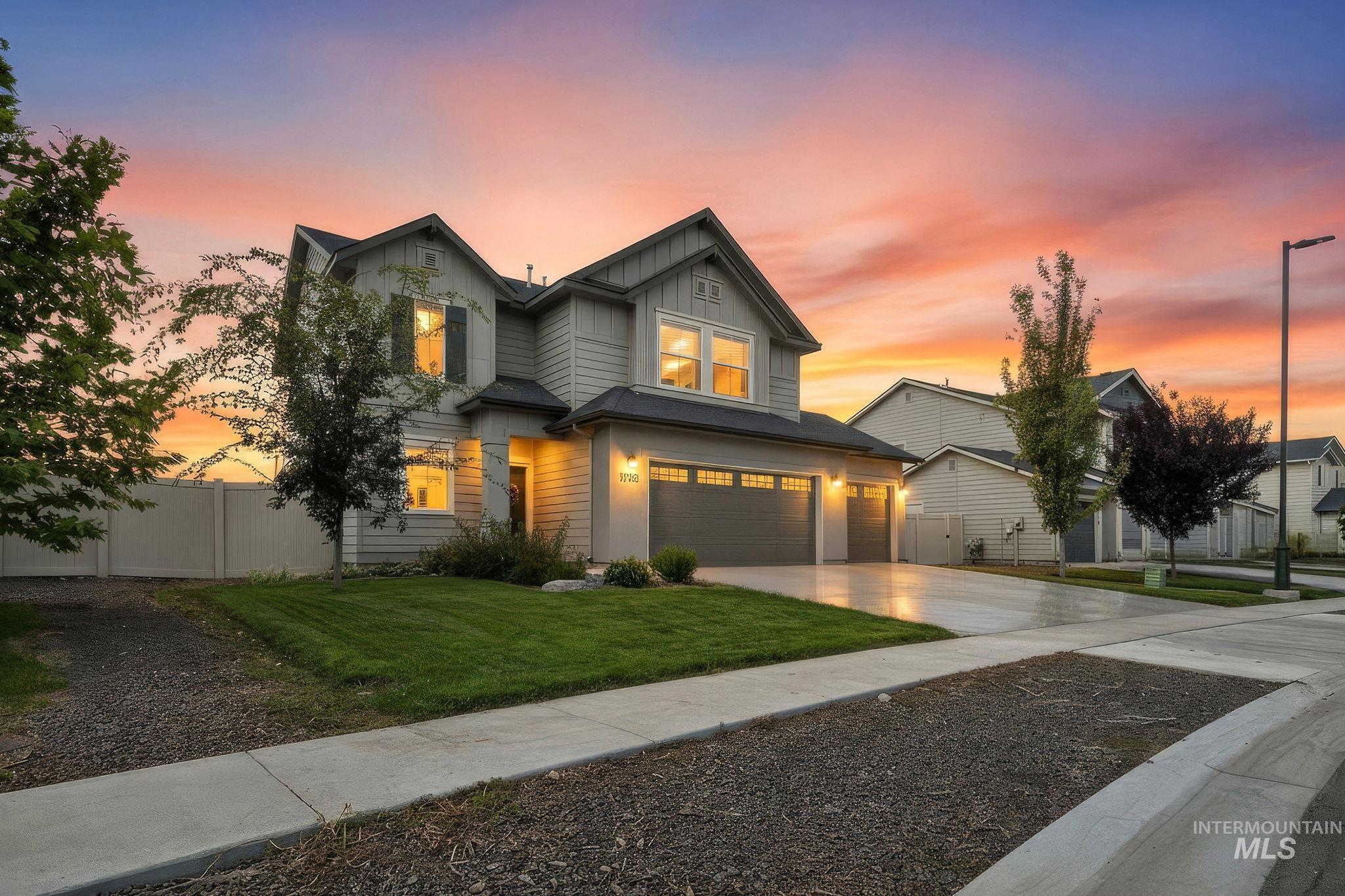 17215 N Wingtip Way, Nampa, Idaho 83687, 3 Bedrooms, 2.5 Bathrooms, Residential For Sale, Price $475,000,MLS 98997124