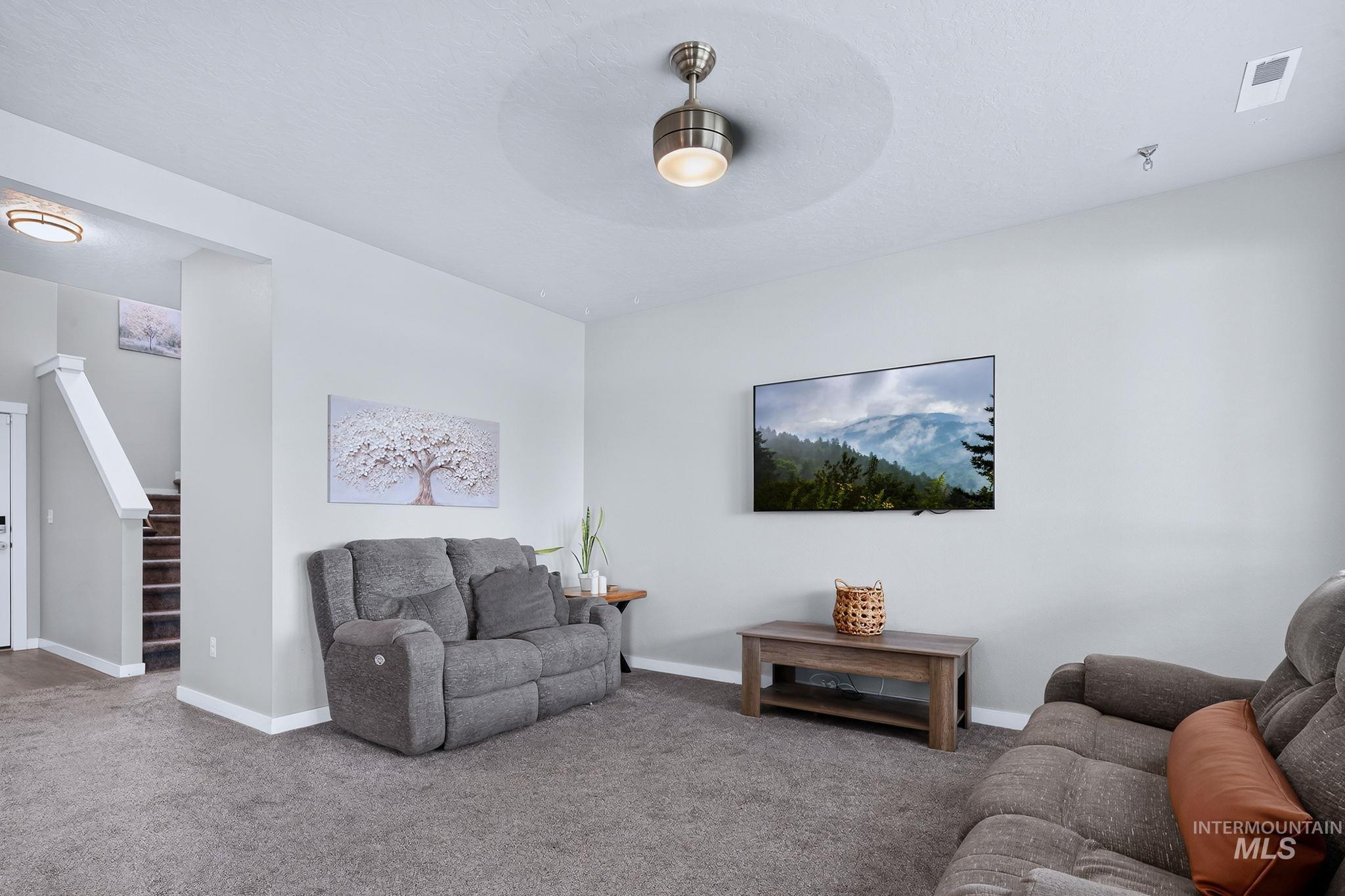 17215 N Wingtip Way, Nampa, Idaho 83687, 3 Bedrooms, 2.5 Bathrooms, Residential For Sale, Price $475,000,MLS 98997124