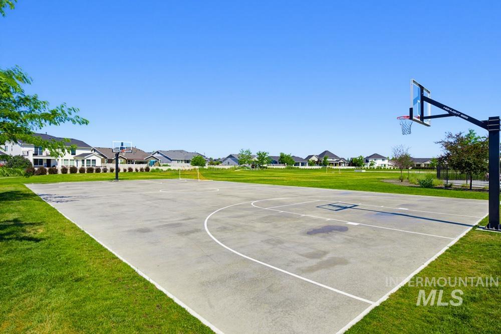 5371 W Philomena Dr, Meridian, Idaho 83646, 5 Bedrooms, 4.5 Bathrooms, Residential For Sale, Price $949,900,MLS 98997125