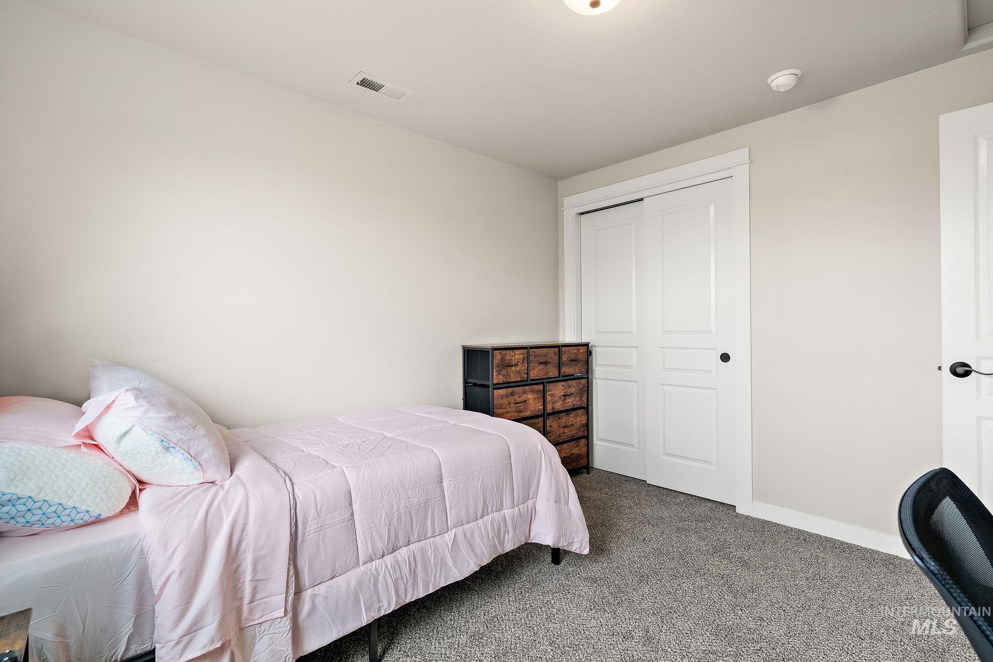 10130 W Brownstone Dr, Boise, Idaho 83709, 4 Bedrooms, 2.5 Bathrooms, Residential For Sale, Price $499,990,MLS 98997126