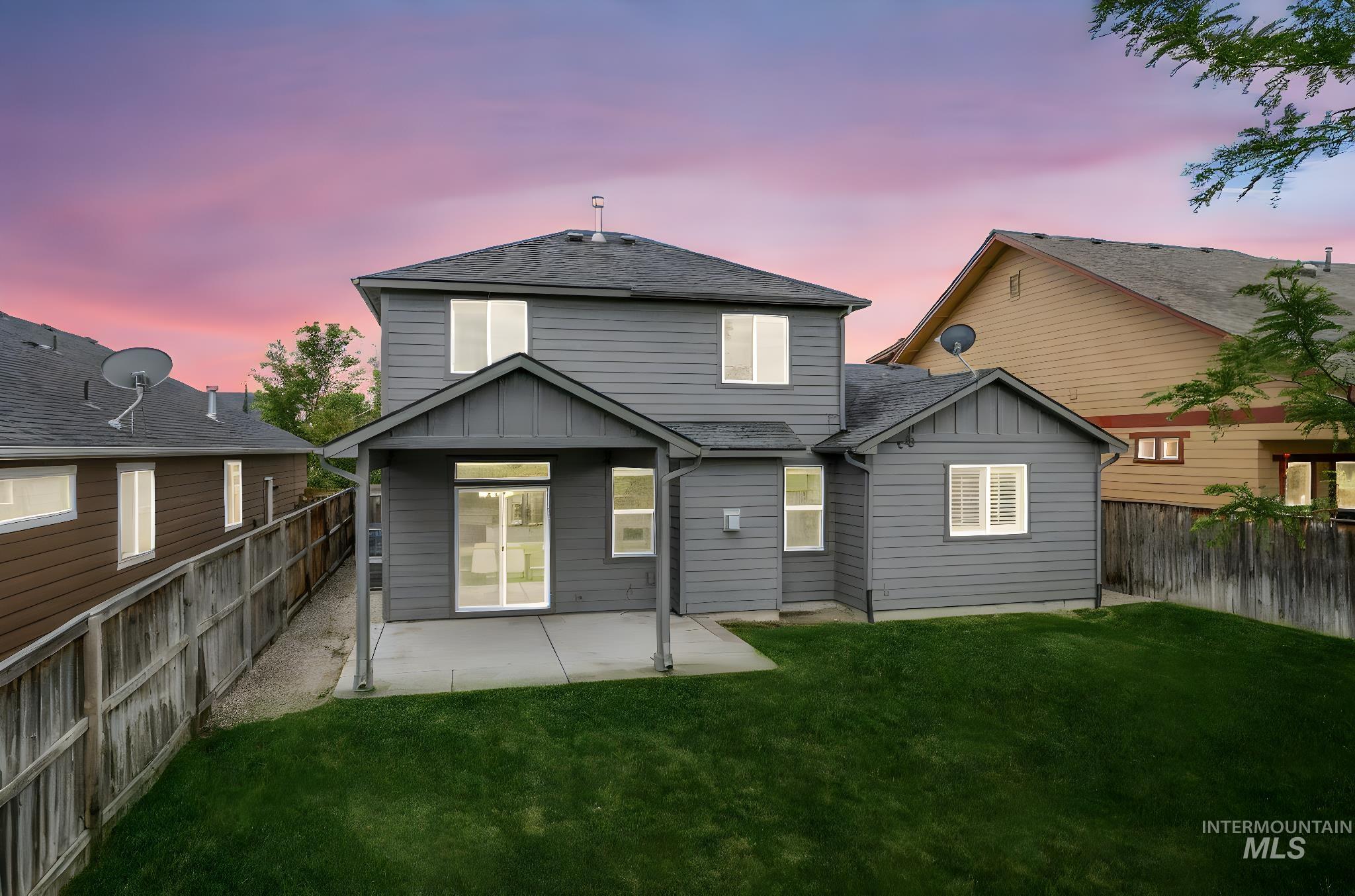 10130 W Brownstone Dr, Boise, Idaho 83709, 4 Bedrooms, 2.5 Bathrooms, Residential For Sale, Price $499,990,MLS 98997126