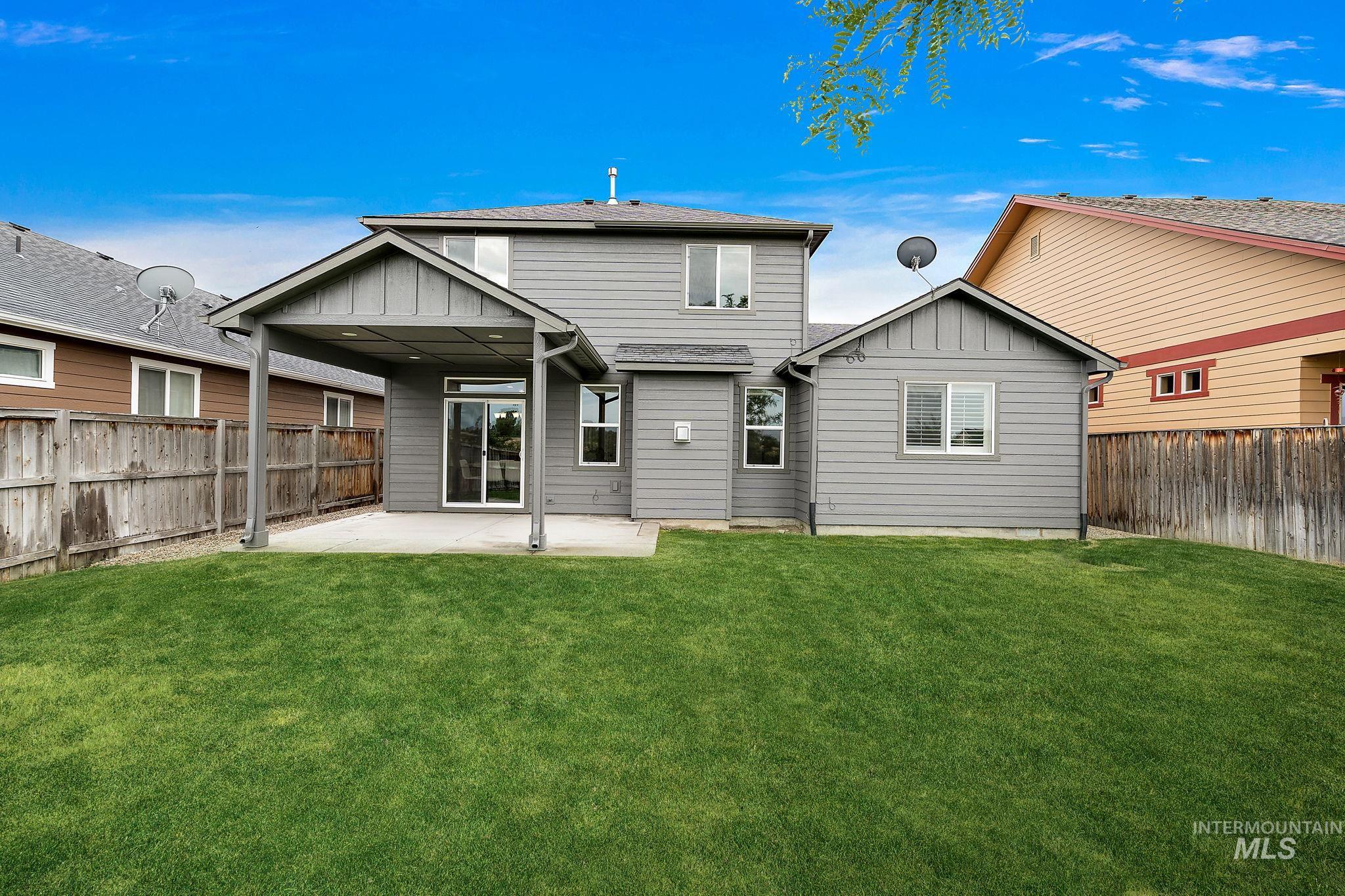10130 W Brownstone Dr, Boise, Idaho 83709, 4 Bedrooms, 2.5 Bathrooms, Residential For Sale, Price $499,990,MLS 98997126