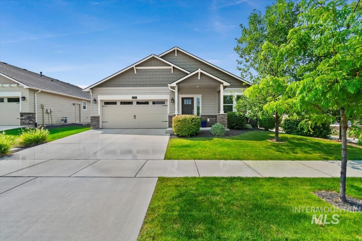 12471 W Peak View St, Boise, Idaho 83709, 3 Bedrooms, 2 Bathrooms, Residential For Sale, Price $490,000,MLS 98997127