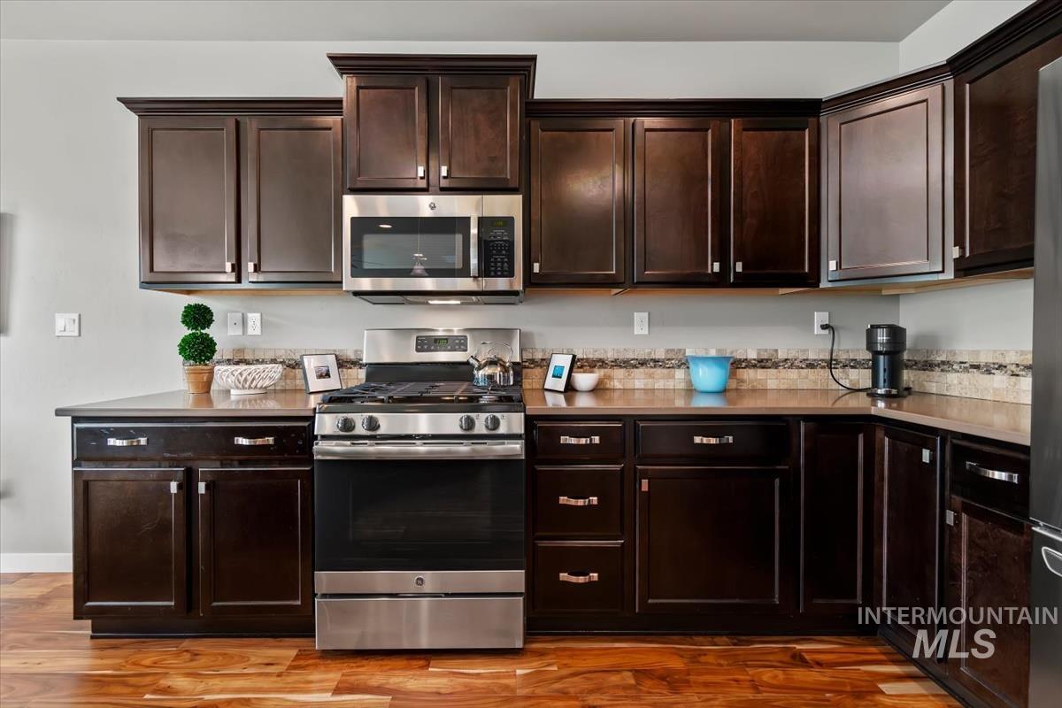 12471 W Peak View St, Boise, Idaho 83709, 3 Bedrooms, 2 Bathrooms, Residential For Sale, Price $490,000,MLS 98997127