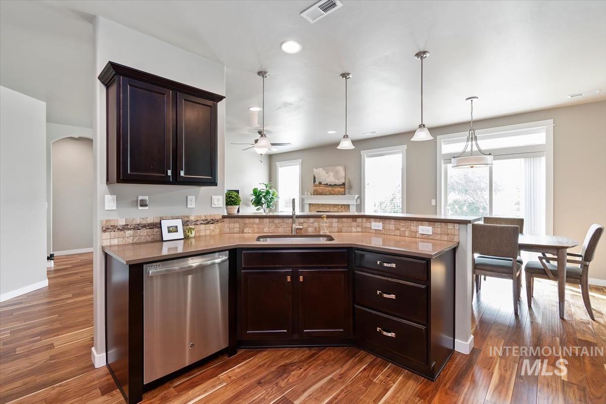 12471 W Peak View St, Boise, Idaho 83709, 3 Bedrooms, 2 Bathrooms, Residential For Sale, Price $490,000,MLS 98997127