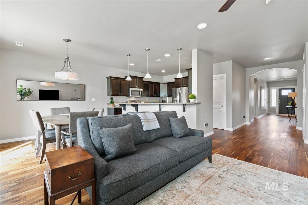 12471 W Peak View St, Boise, Idaho 83709, 3 Bedrooms, 2 Bathrooms, Residential For Sale, Price $490,000,MLS 98997127