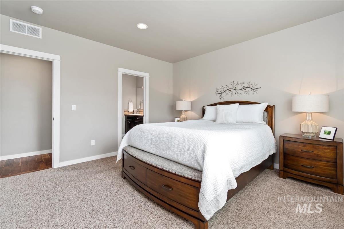 12471 W Peak View St, Boise, Idaho 83709, 3 Bedrooms, 2 Bathrooms, Residential For Sale, Price $490,000,MLS 98997127
