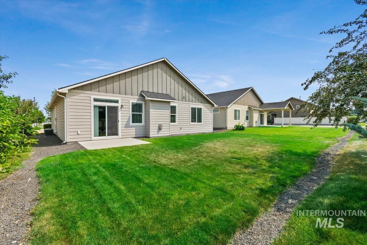 12471 W Peak View St, Boise, Idaho 83709, 3 Bedrooms, 2 Bathrooms, Residential For Sale, Price $490,000,MLS 98997127