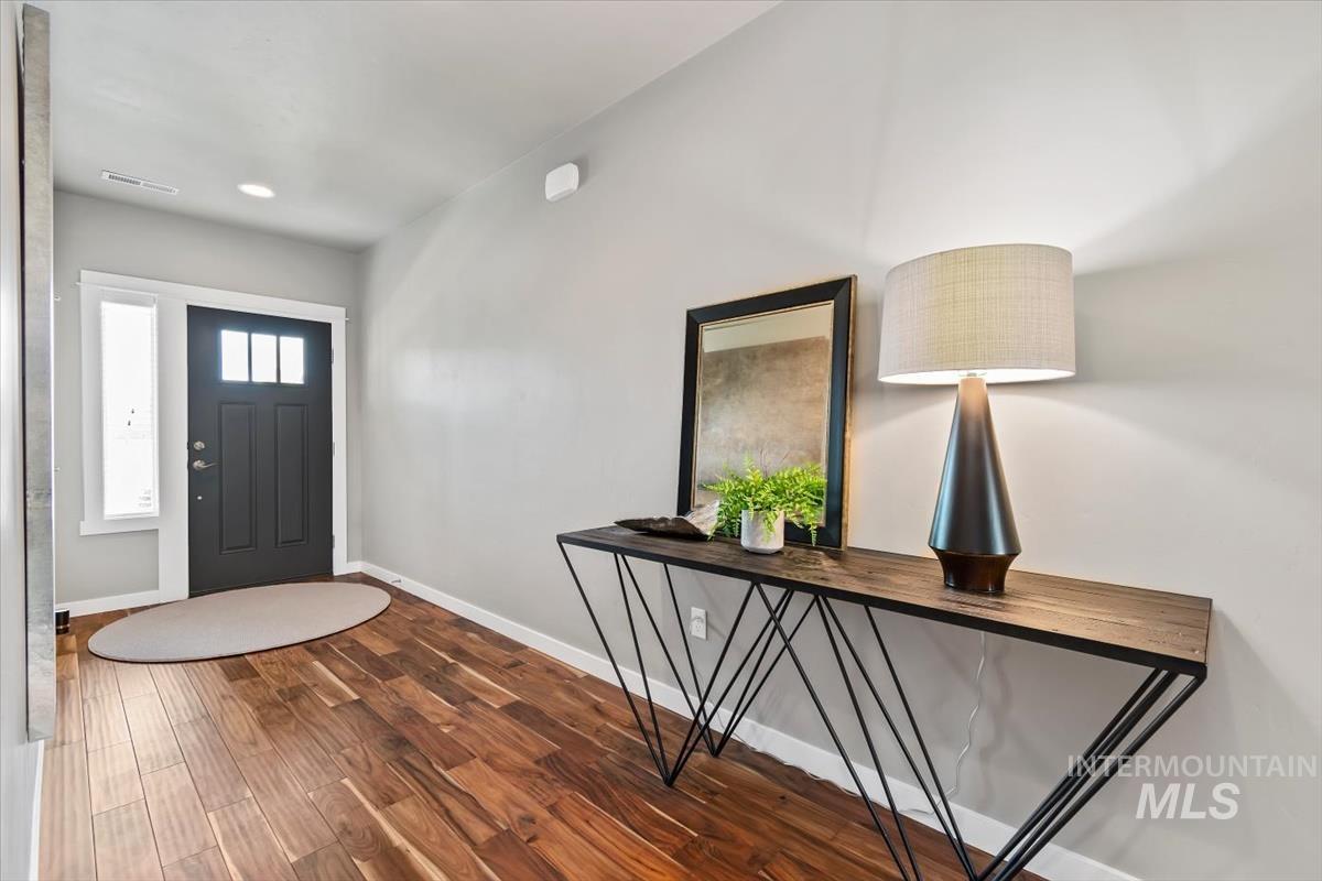 12471 W Peak View St, Boise, Idaho 83709, 3 Bedrooms, 2 Bathrooms, Residential For Sale, Price $490,000,MLS 98997127