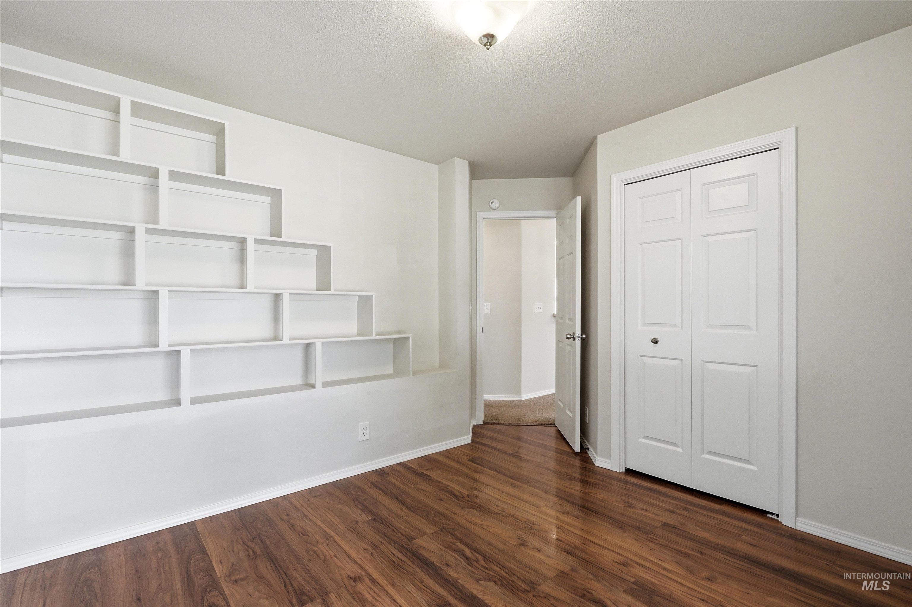 10045 W Lupine St, Boise, Idaho 83704, 3 Bedrooms, 2 Bathrooms, Residential For Sale, Price $424,900,MLS 98997129