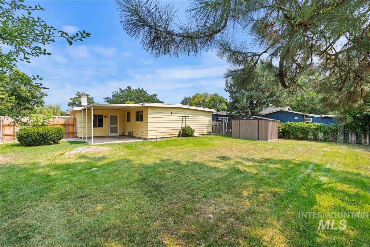 6315 W Dorian Street, Boise, Idaho 83709, 3 Bedrooms, 1 Bathroom, Residential For Sale, Price $319,900,MLS 98997132