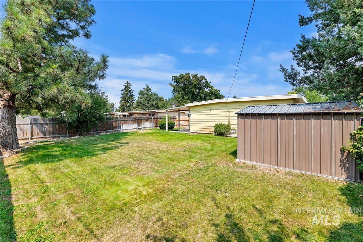 6315 W Dorian Street, Boise, Idaho 83709, 3 Bedrooms, 1 Bathroom, Residential For Sale, Price $319,900,MLS 98997132